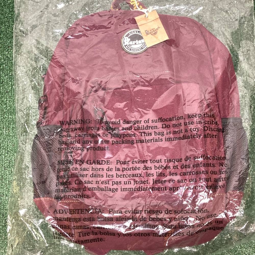 New Dr. Martens Airwave Burgundy Backpack (OKPM-12-004)